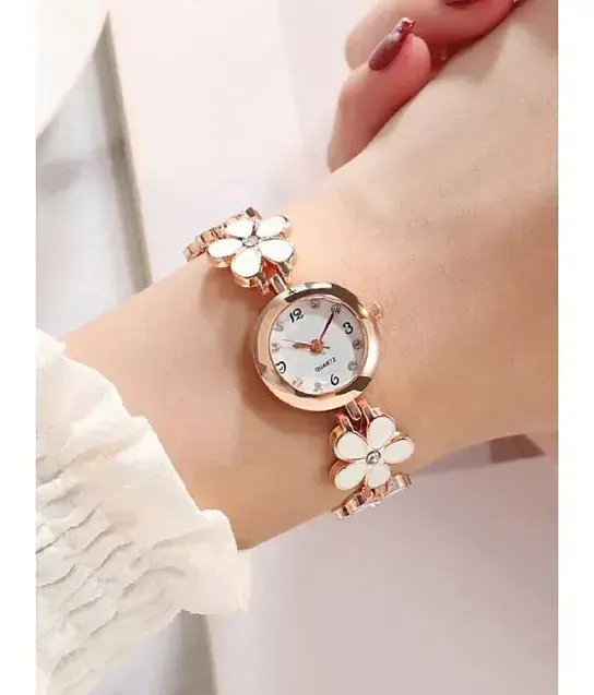 DECLASSE Wrist Watch For Women Buy DECLASSE Wrist Watch For Women Online at Best Prices on Snapdeal